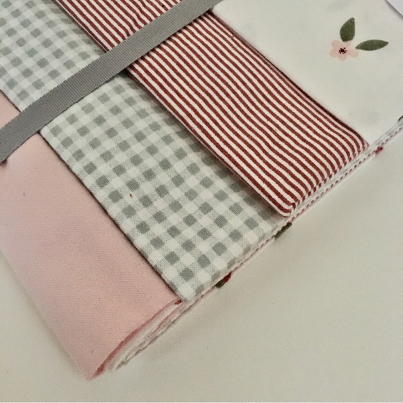 NEW Carter’s 4pk Receiving Blankets for Newborn Variety of Prints Pink - Picture 6 of 6